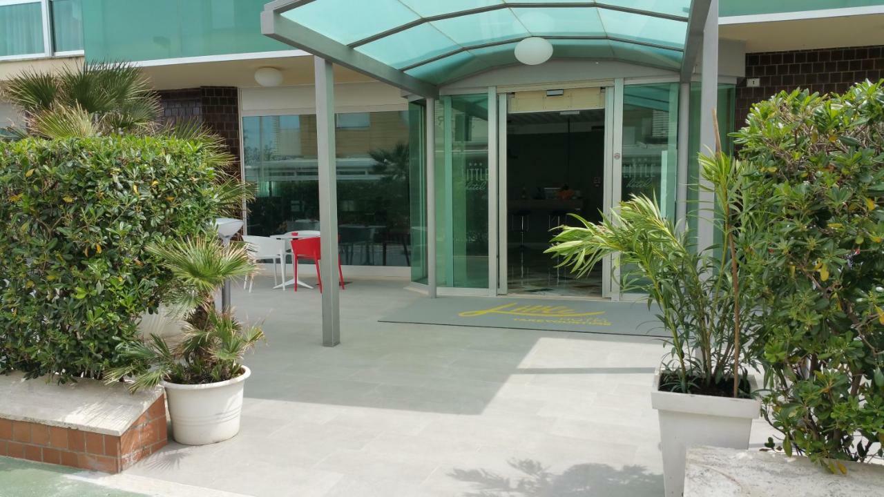 Little Hotel Riccione Exterior photo